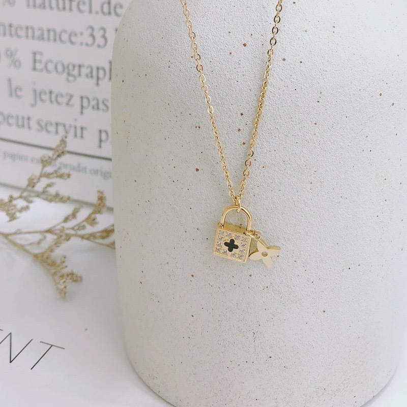Replica LOUIS VUITTON Necklace