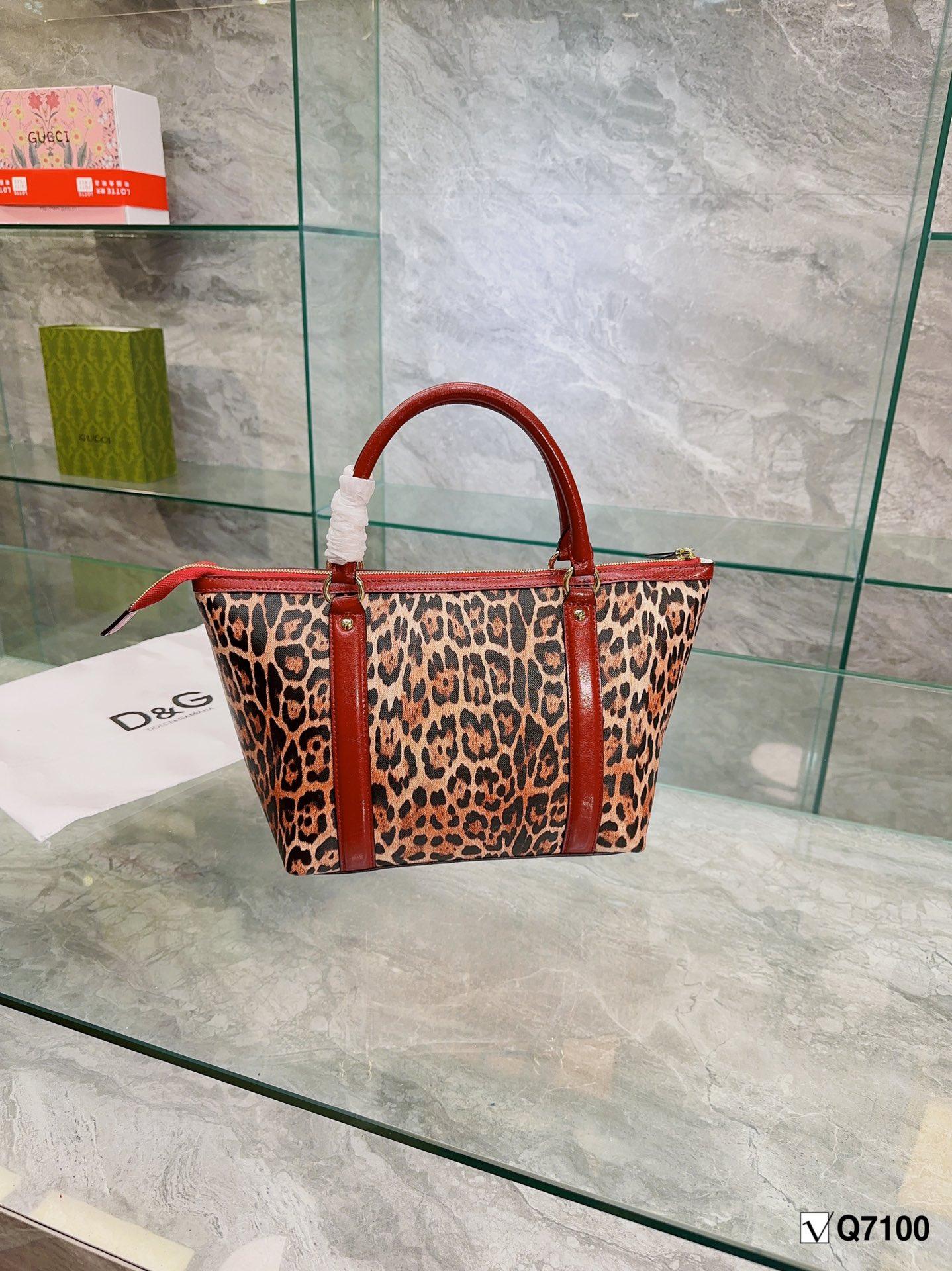 Replica Dolce Gabbana Bag  26*37*21CM