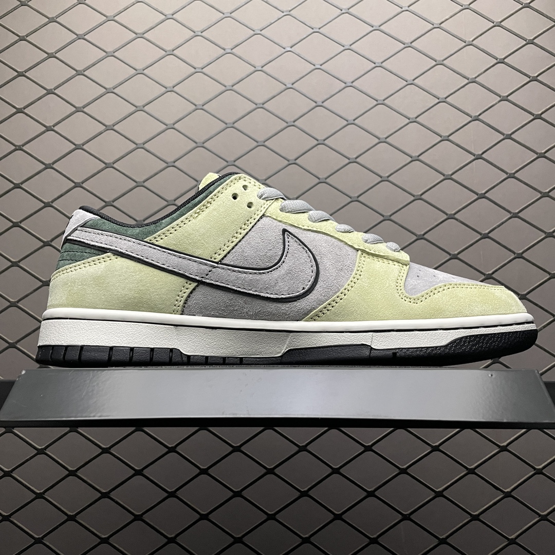 Replica Nike Dunk SB Shoe Otomo Katsuhiro x NK SB Dunk Low LF0039-036 Size 36-47.5