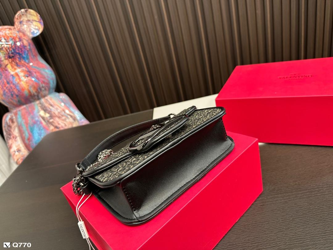 Replica Valentino Bag 20*11CM/27*13CM