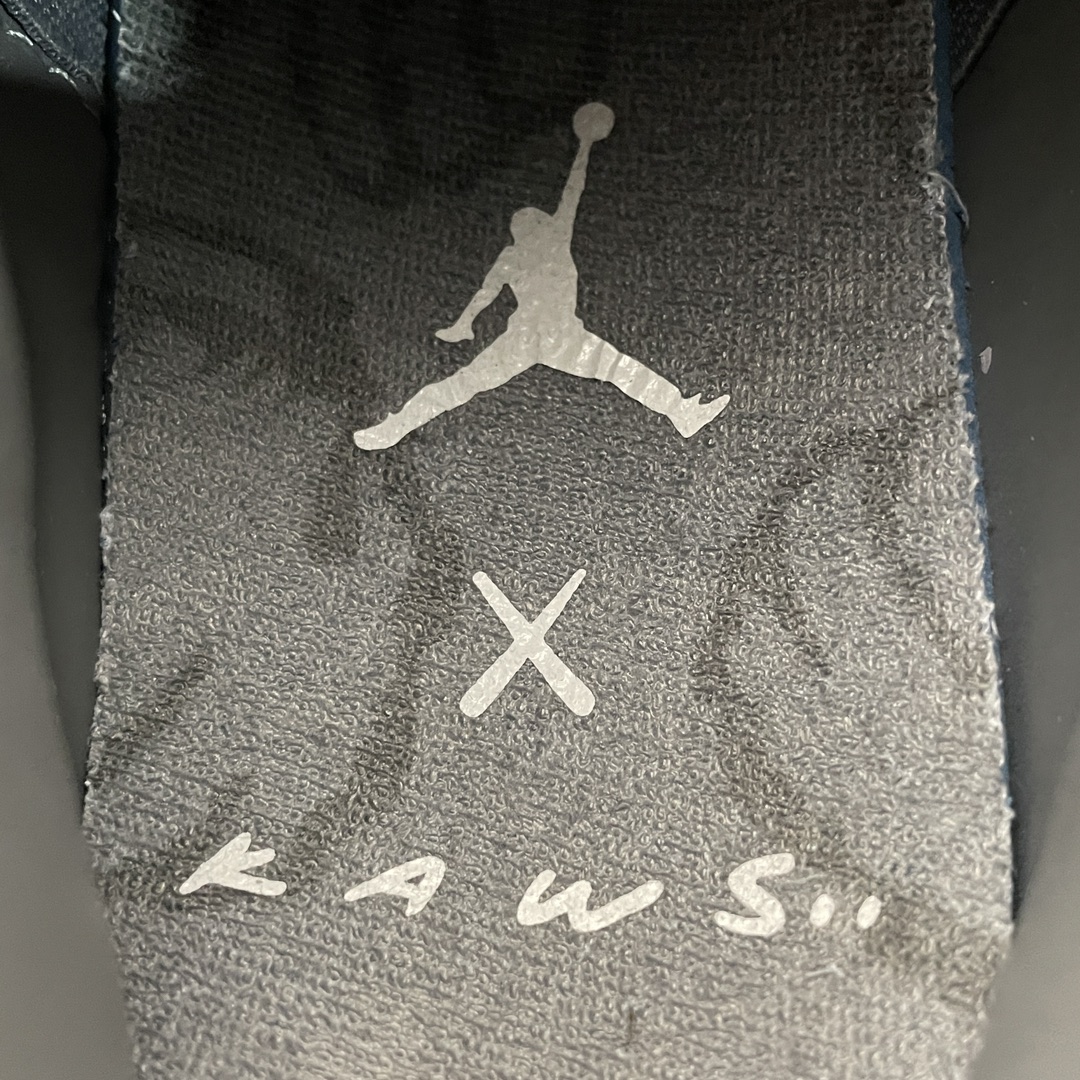 Replica Air Jordan Shoe Kaws x Air Jordan 4 AJ4 930155-003 Size 36-48.5