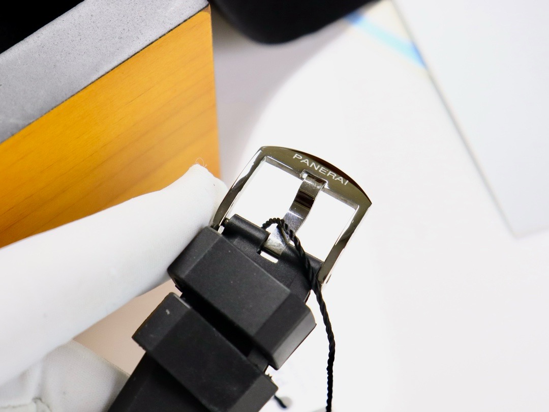 Replica Panerai Automatic Machine Watch 42MM