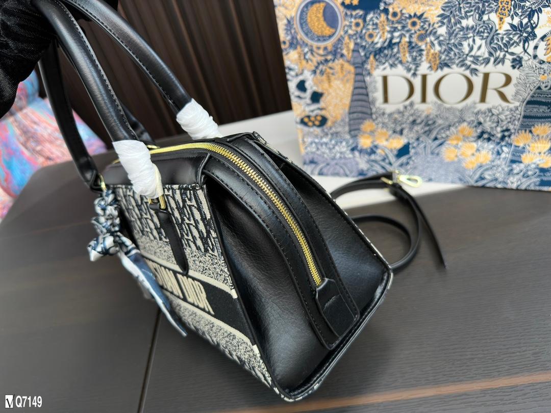 Replica Dior Bag 18*30CM