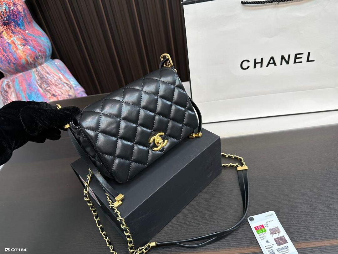 Replica Chanel Bag 19*13CM