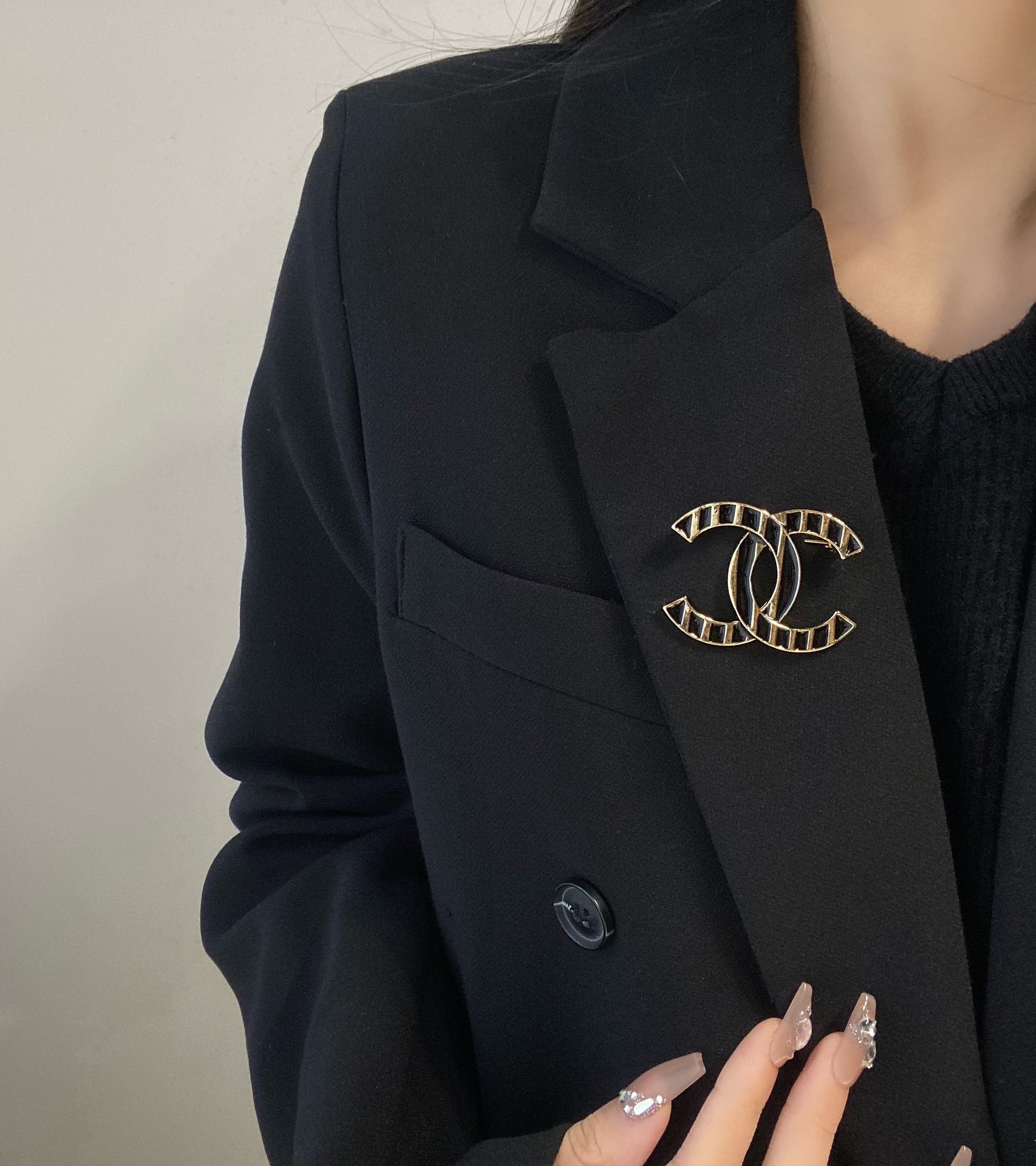 Replica CHANEL Brooch