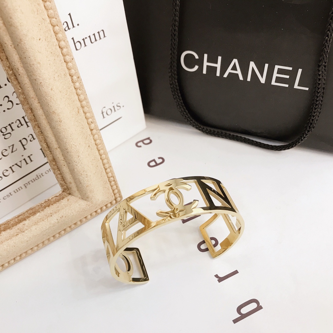 Replica CHANEL Bangle