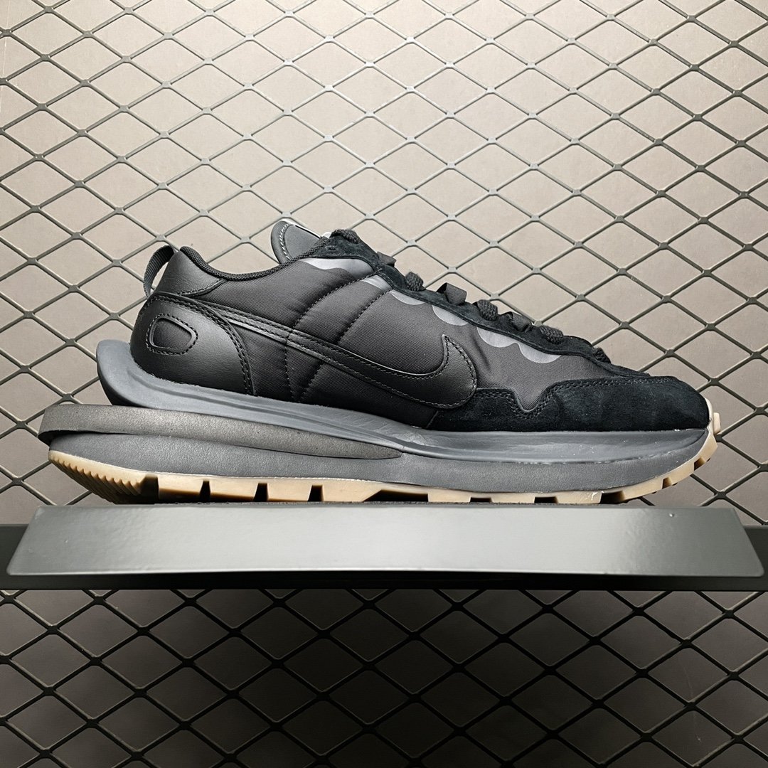 Replica Nike Shoe Sacai X Nike VaporwaffleDD1875-001 36-46