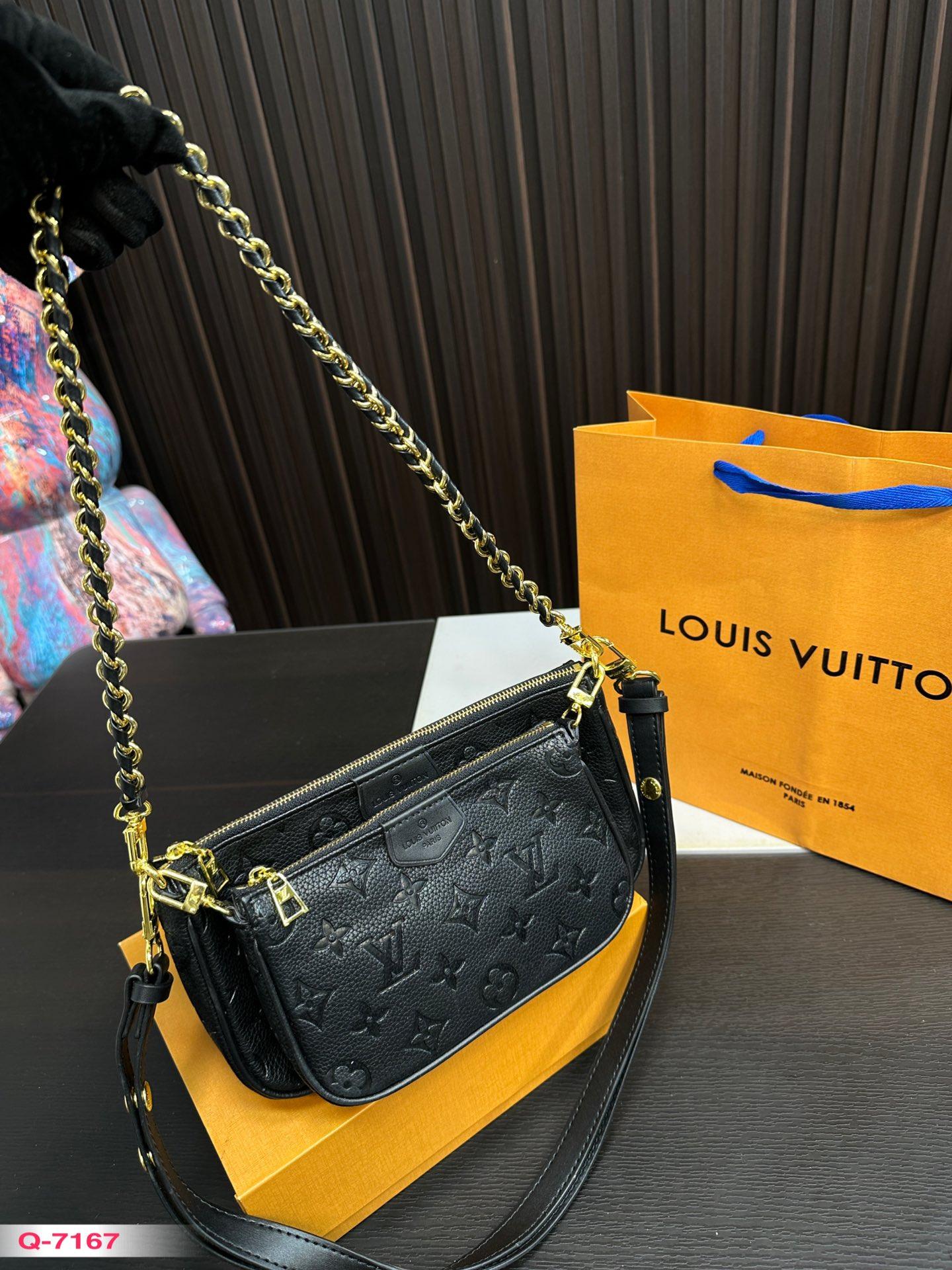 Replica Louis Vuitton Bag 12*23CM