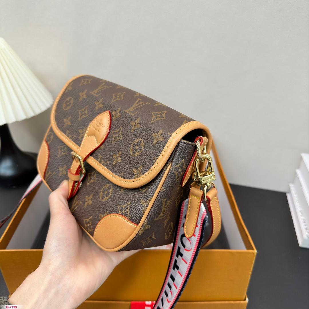 Replica Louis Vuitton Bag set 23*16CM