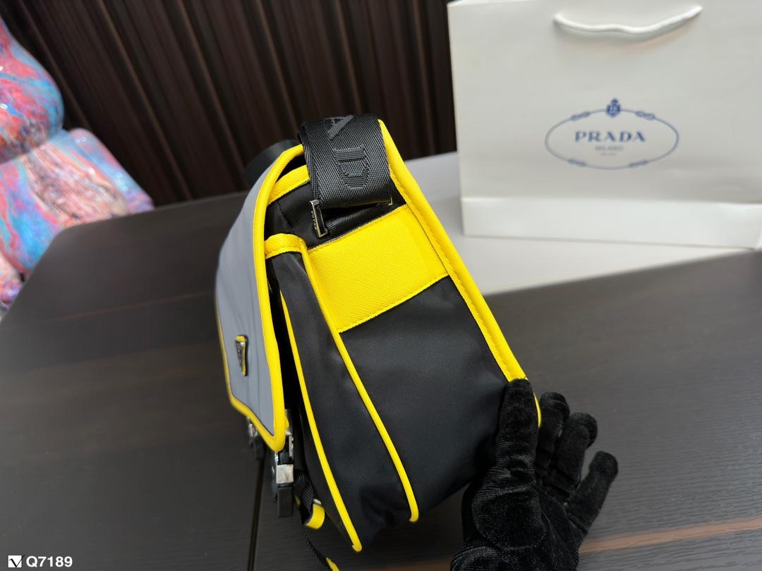 Replica Prada Bag 22*25CM