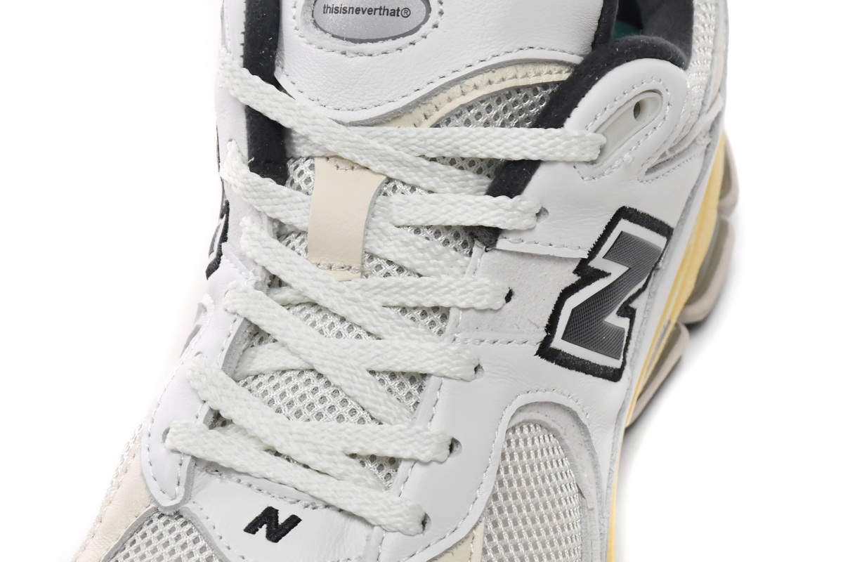 Replica New Balance Shoe New Running Shoes ML2002RT Thisisneverthat x New Balance 2002R White