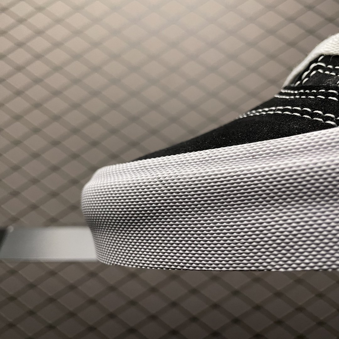 Replica Vans Shoe Vans Knu-Skool VR3Size 35-44 26DCEE14