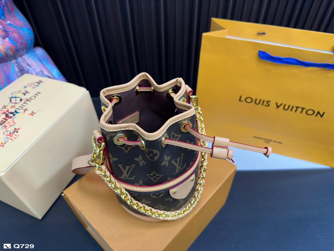 Replica Louis Vuitton Bag 20*14CM