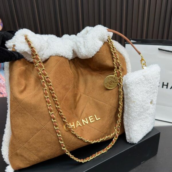 Replica Chanel Bag 35*37CM