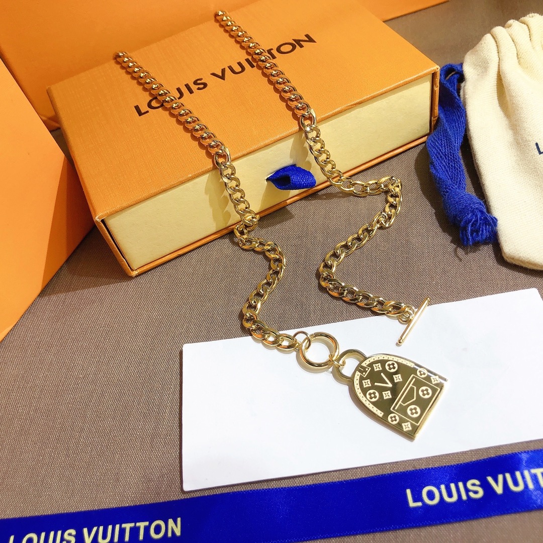 Replica LOUIS VUITTON Necklace
