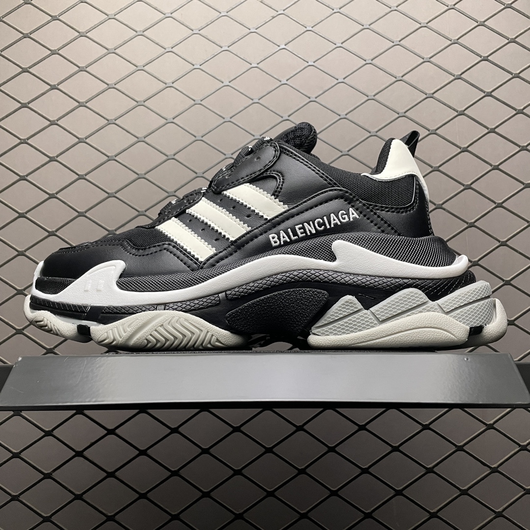 Replica Balenciaga Shoe AD x Balenciaga Triple S Sneaker SIZE 35-46 42IFTT95