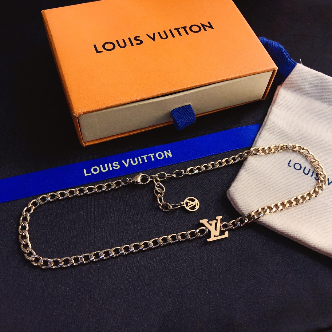 Replica LOUIS VUITTON Necklace