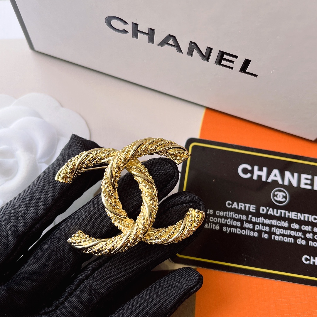 Replica CHANEL Brooch