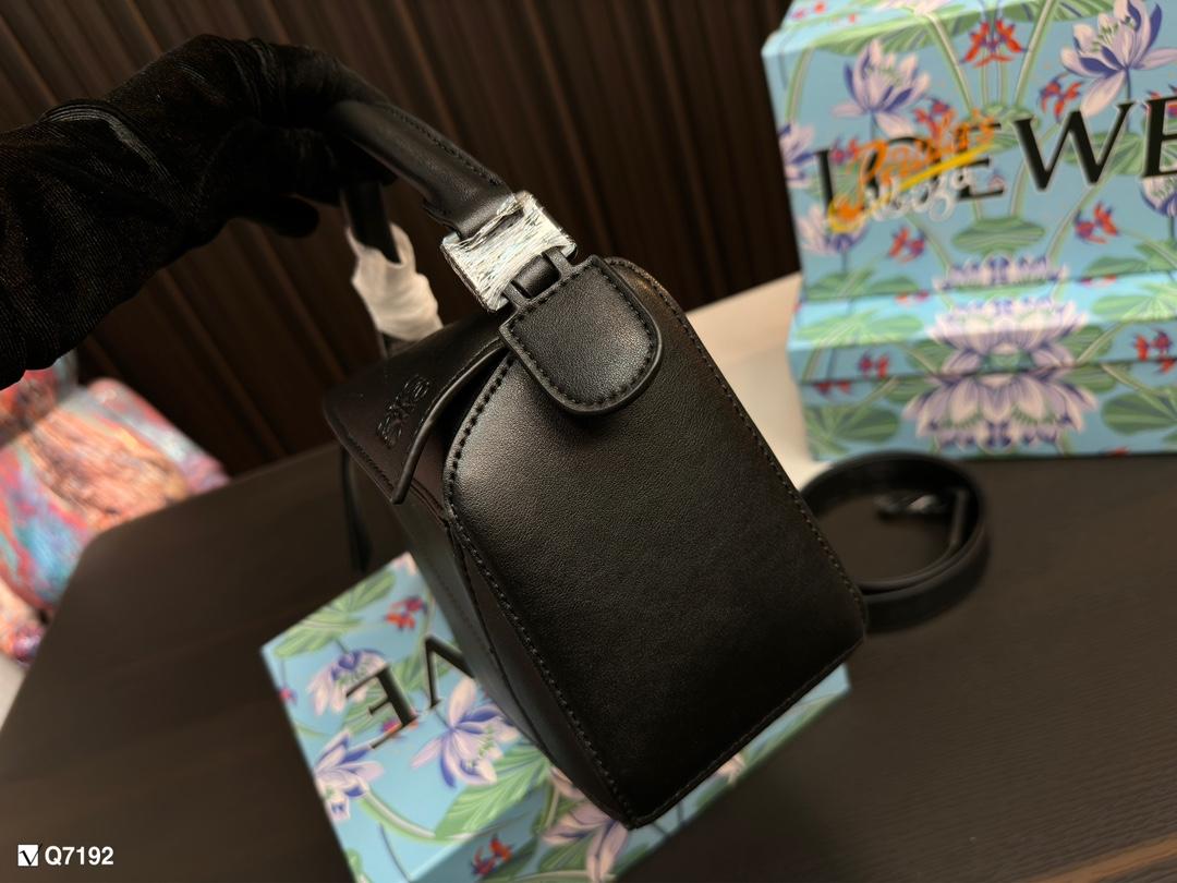 Replica LOEWE Bag 14*23CM