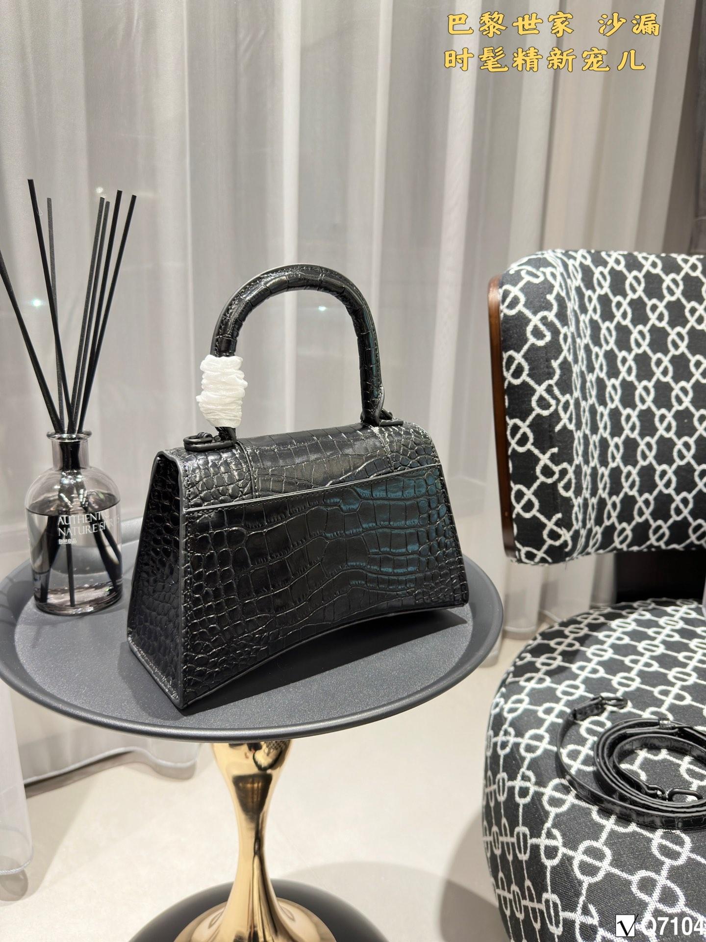 Replica Balenciaga Bag  23*16CM /19*12CM