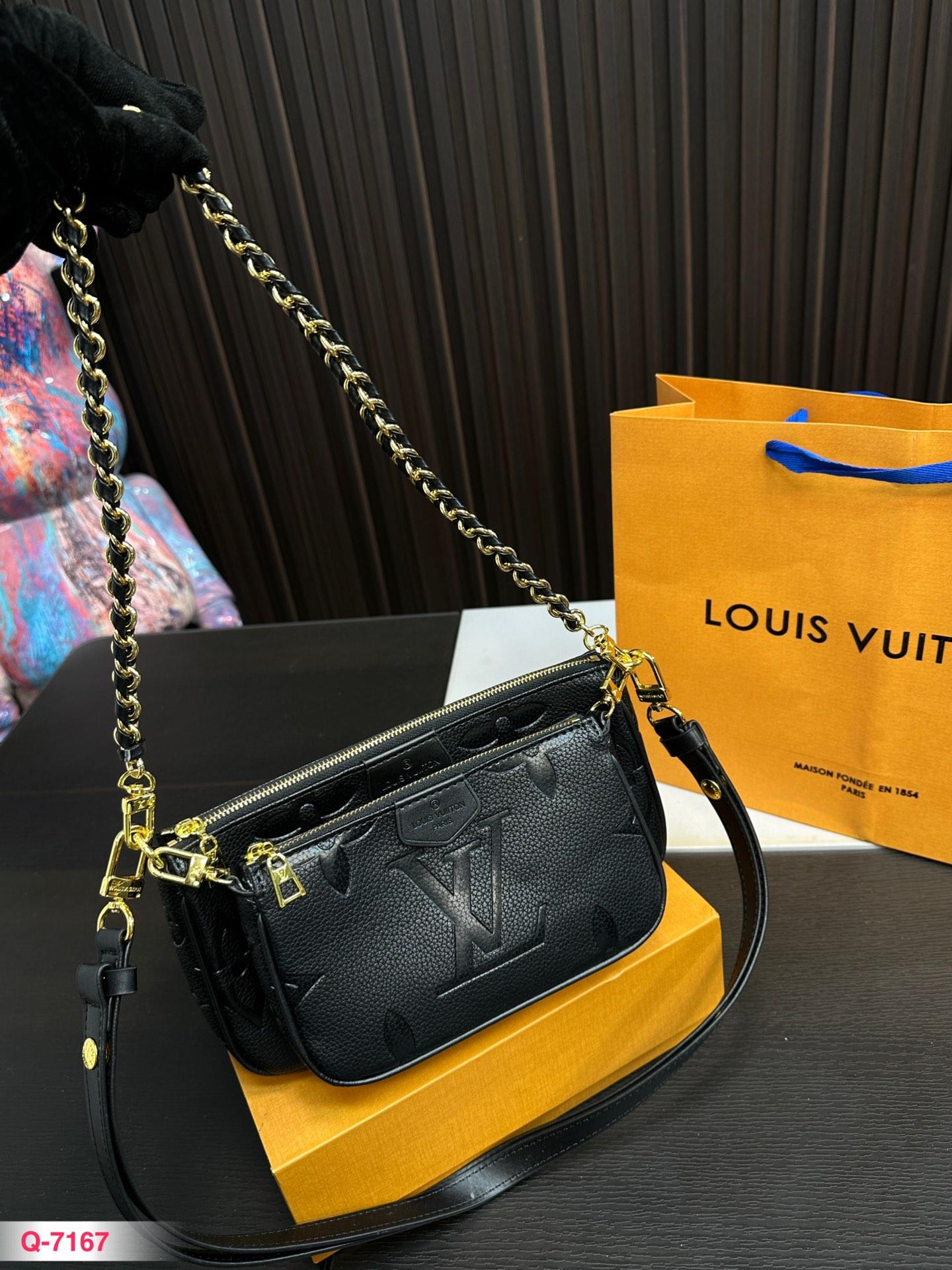 Replica Louis Vuitton Bag 12*23CM