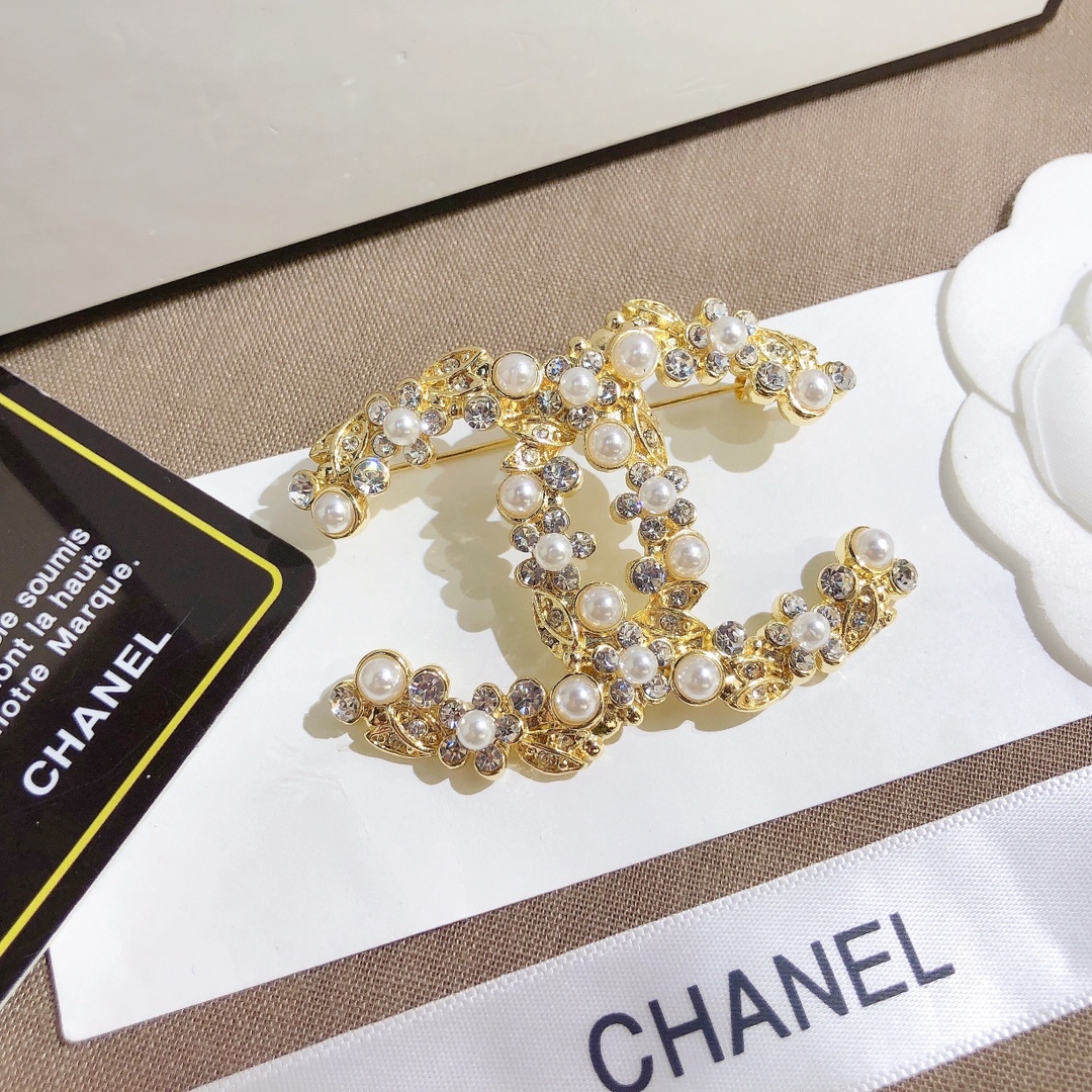 Replica CHANEL Brooch