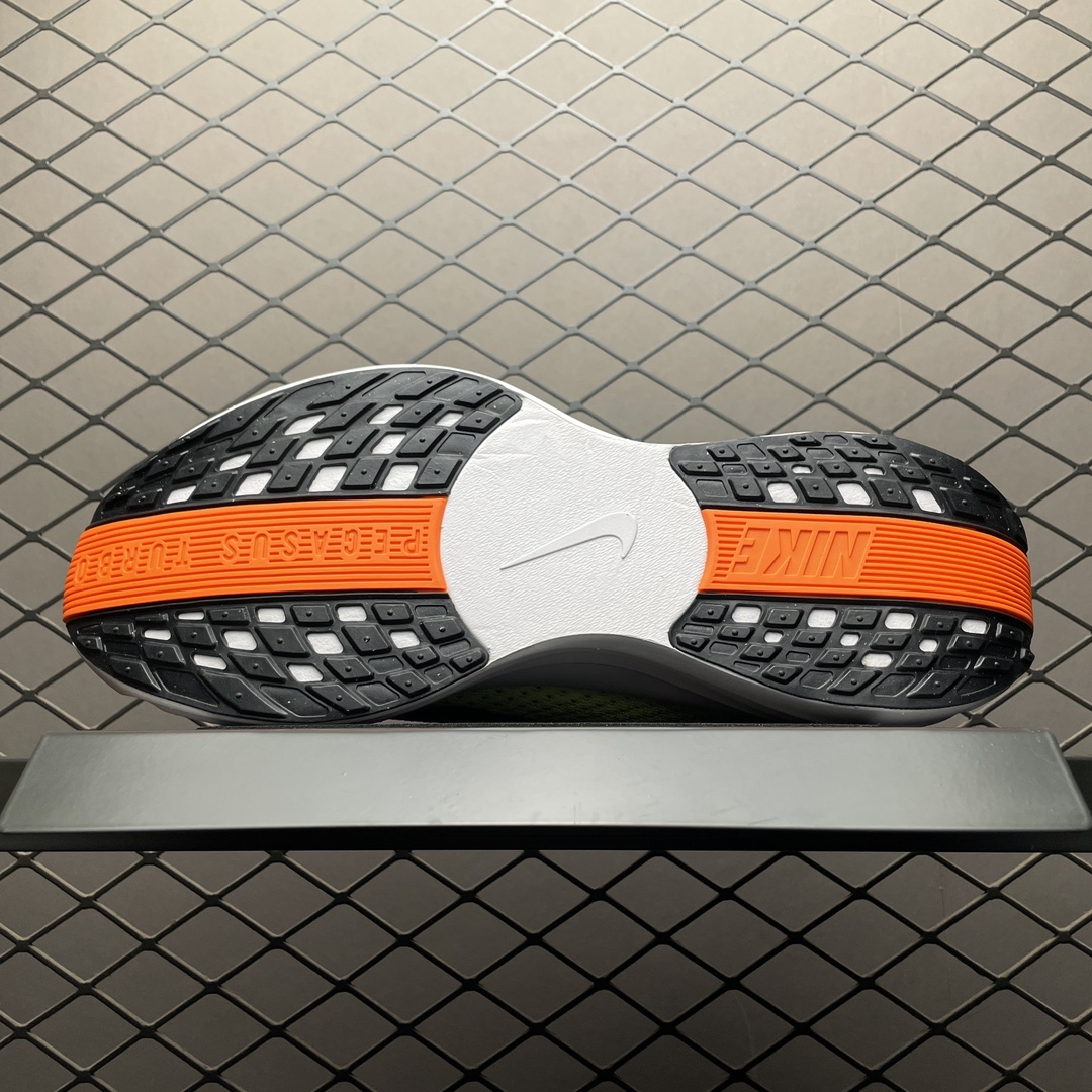 Replica Nike Shoe Nike Pegasus Plus FQ7261-400