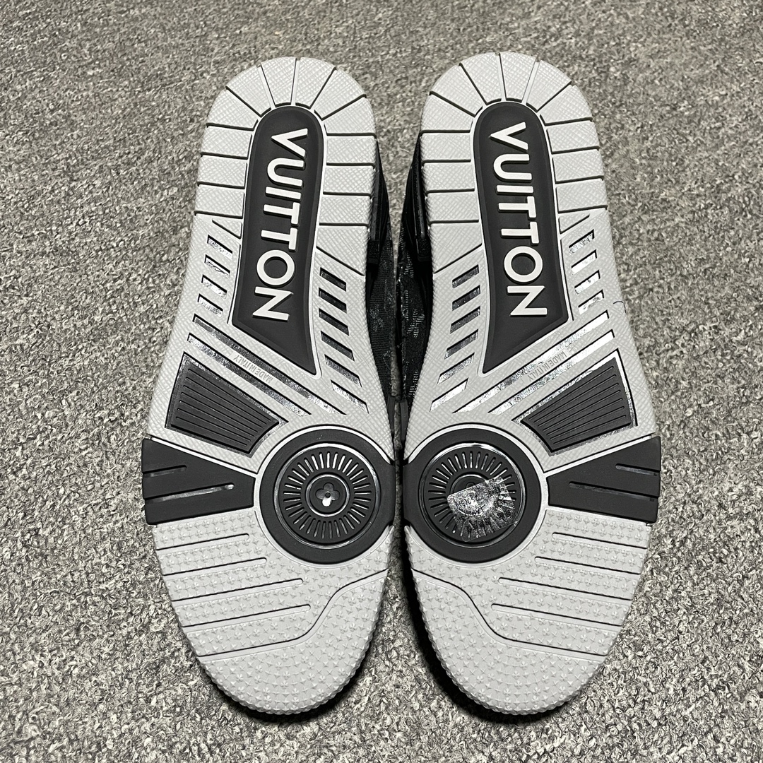Replica Louis Vuitton Shoe Louis Vuitton LV Trainer size 35-46