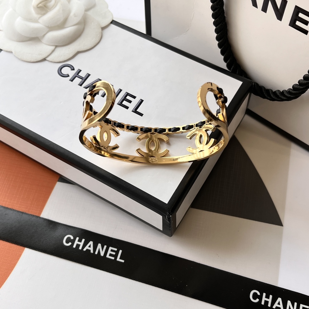Replica CHANEL Bangle