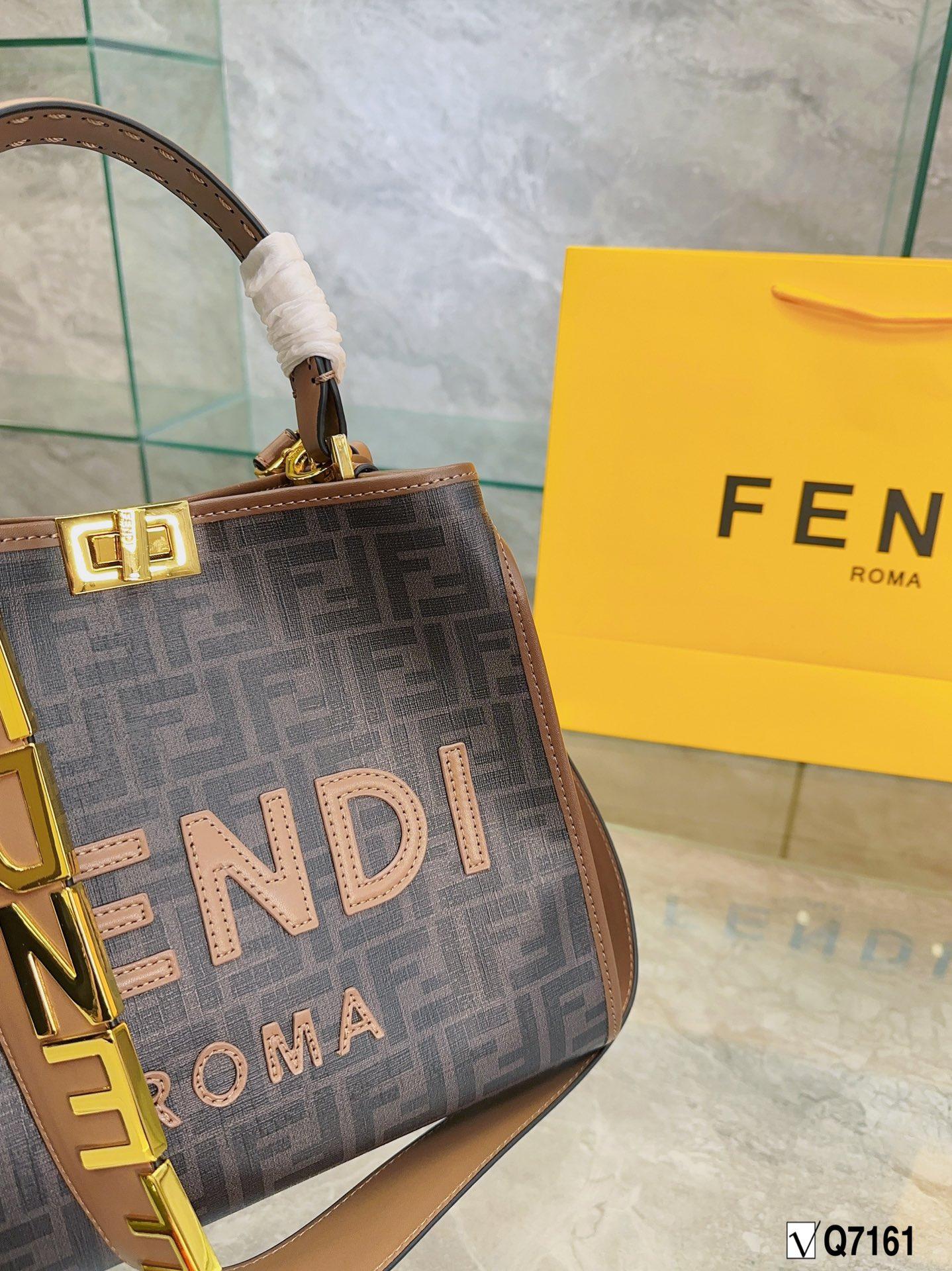 Replica Fendi Bag 28CM