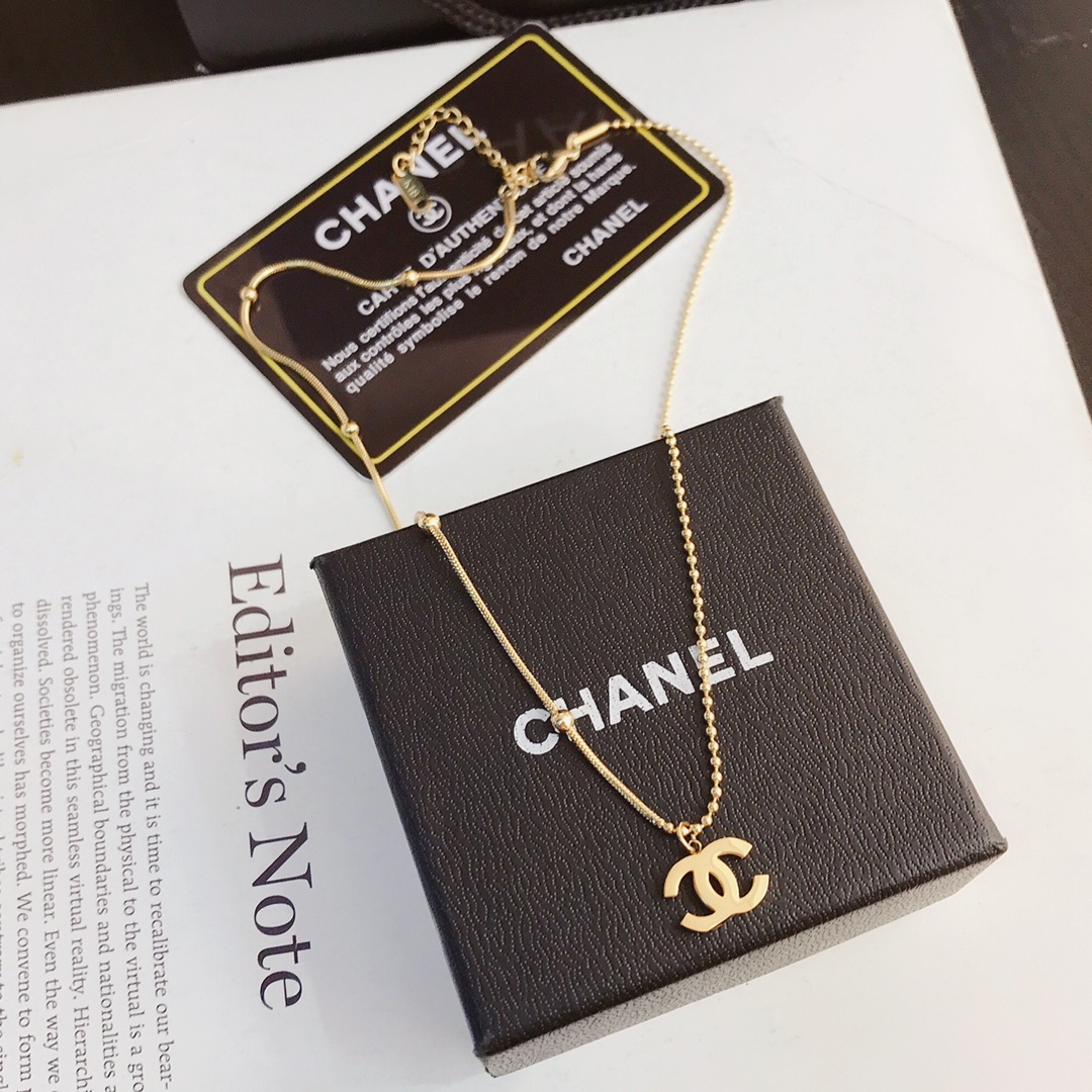 Replica CHANEL Necklace