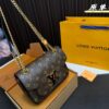 Replica Louis Vuitton Bag 22*17CM