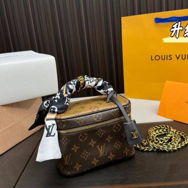 Replica Louis Vuitton Bag 14*18CM