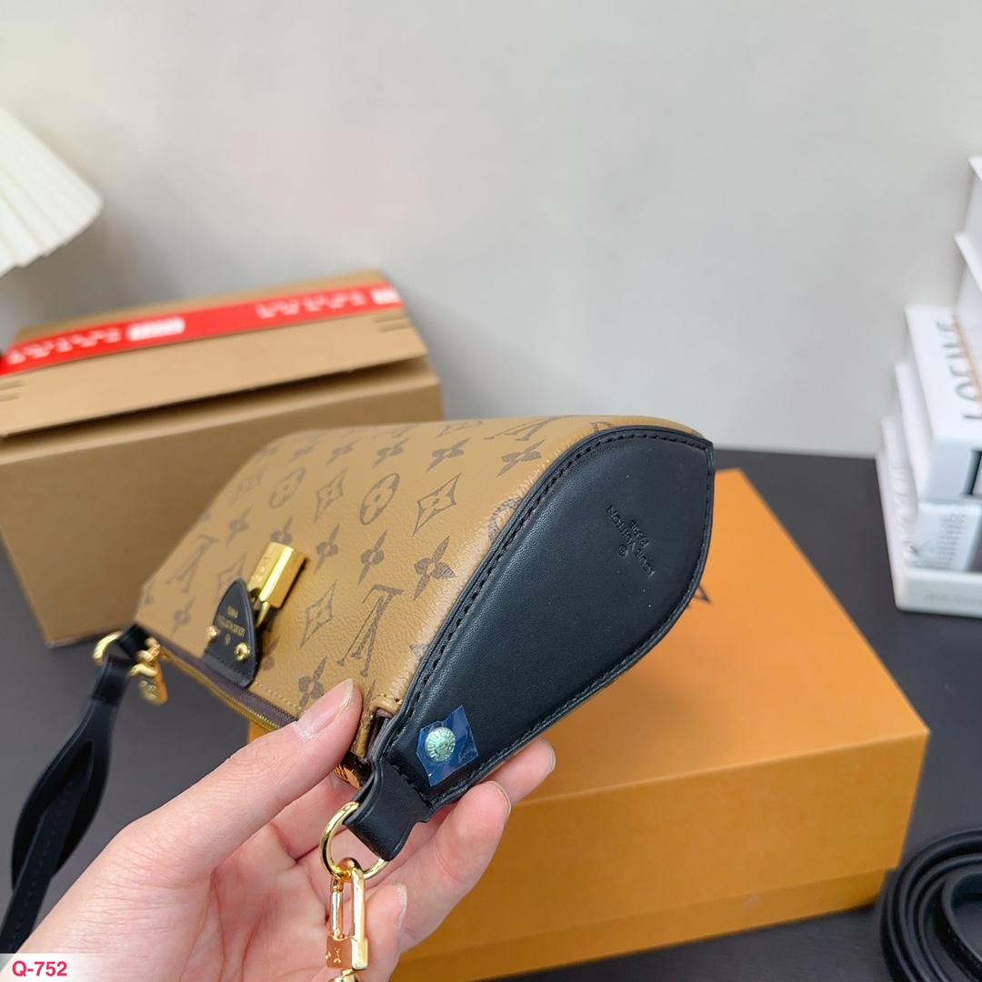 Replica Louis Vuitton Bag 21*13CM
