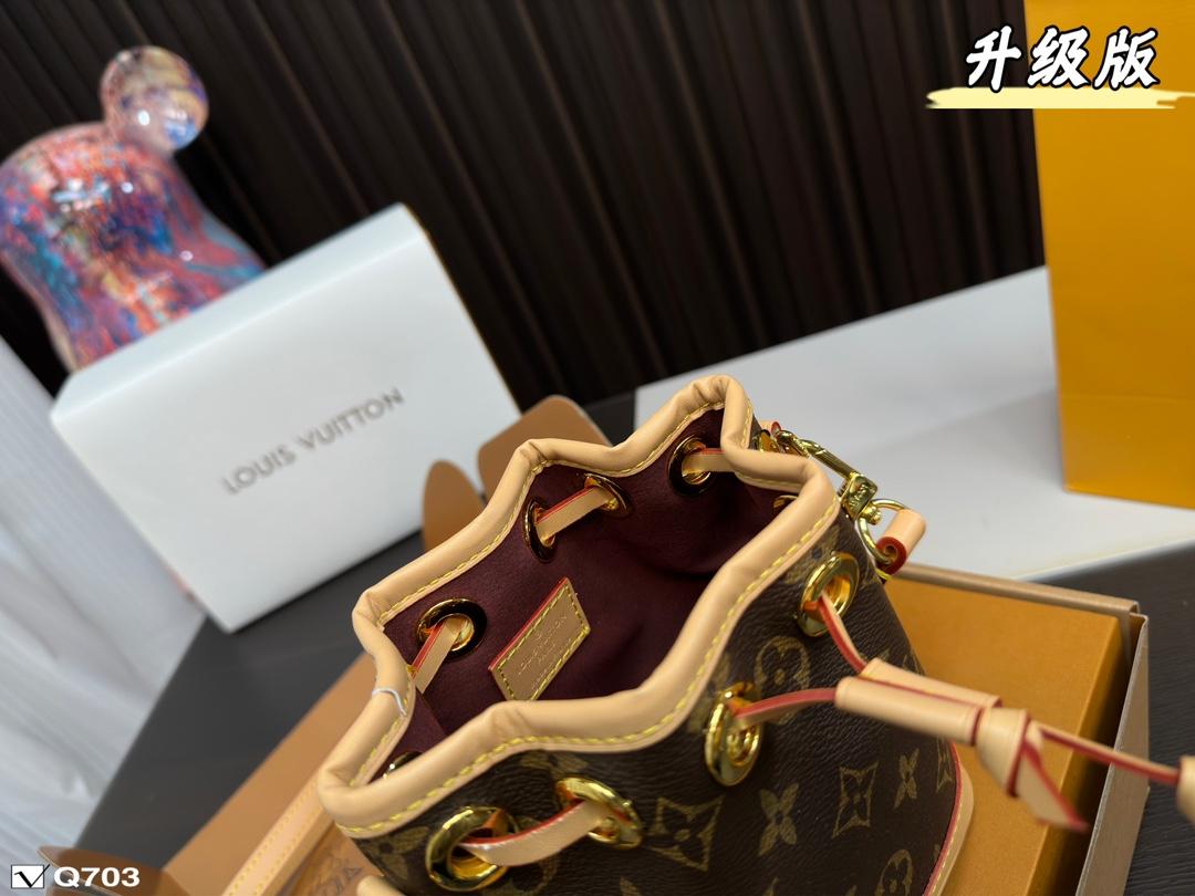 Replica Louis Vuitton Bag 15*13CM