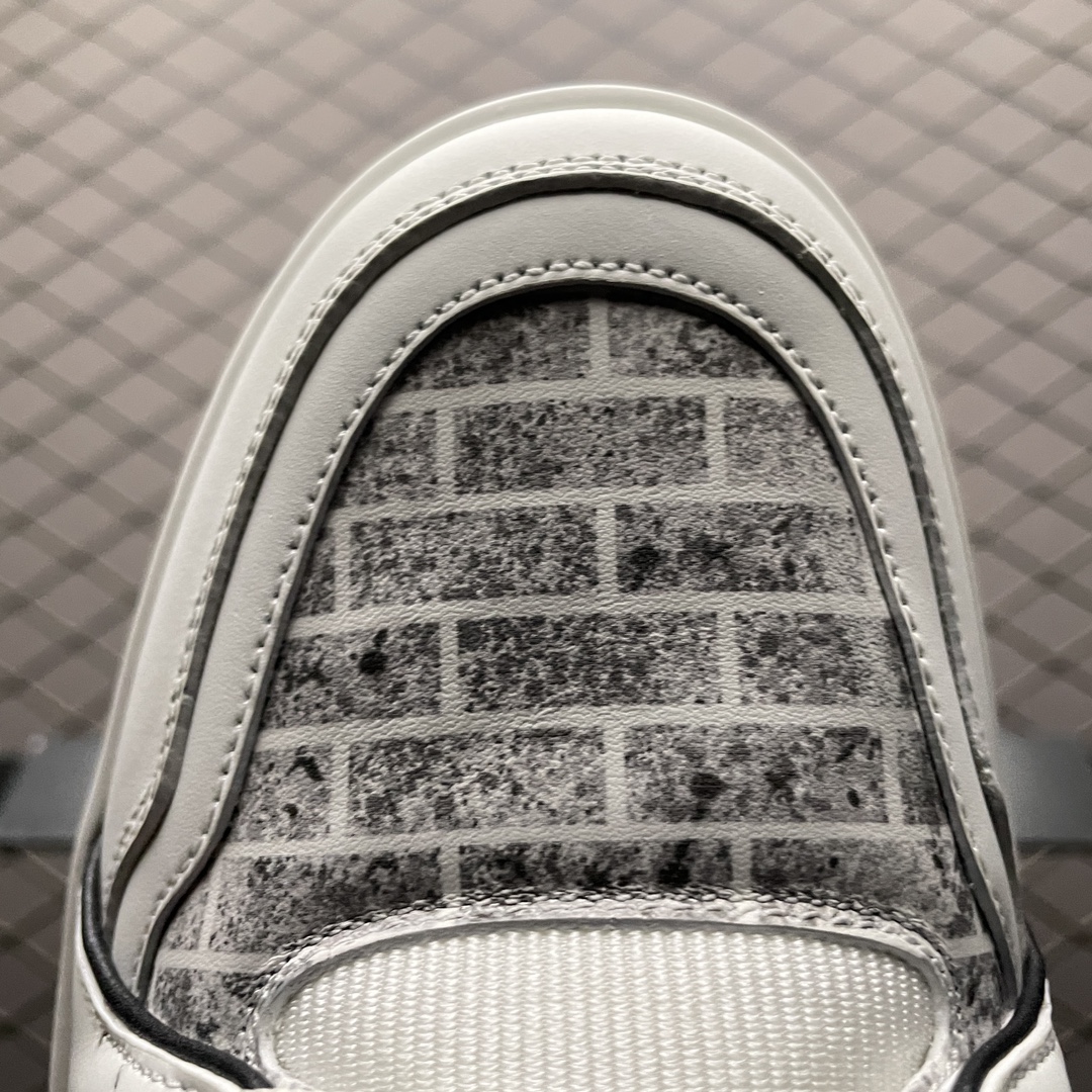 Replica Louis Vuitton Shoe Louis Vuitton LV Trainer Size 38-45 WhiteBlack