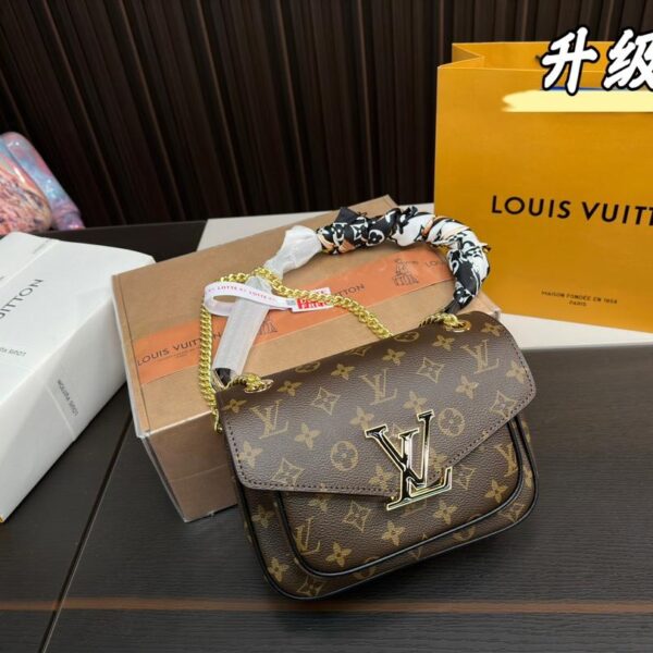 Replica Louis Vuitton Bag 22*16CM