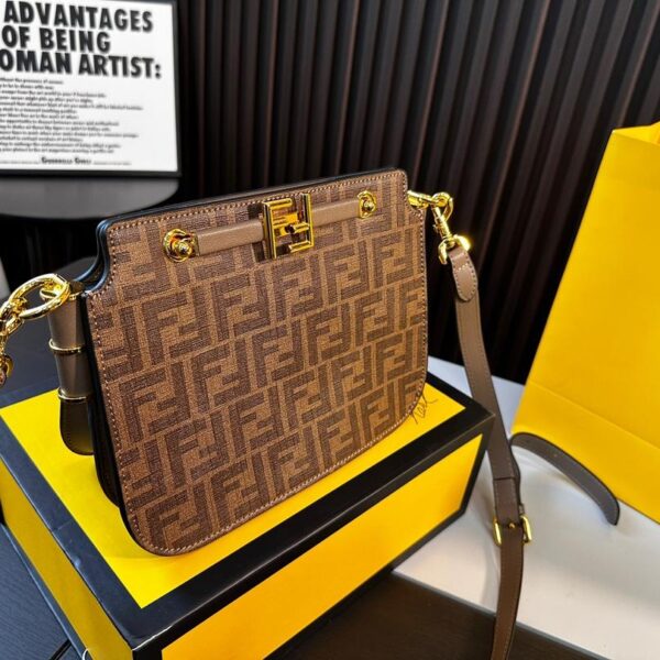 Replica Fendi Bag 24*19CM