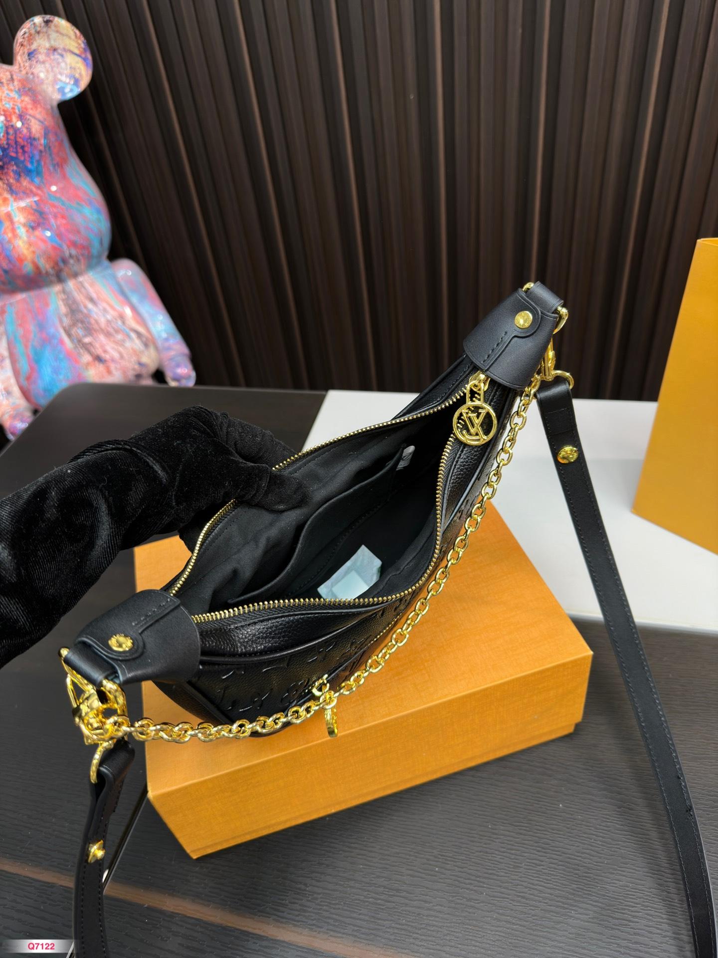 Replica Louis Vuitton Bag 12*22CM