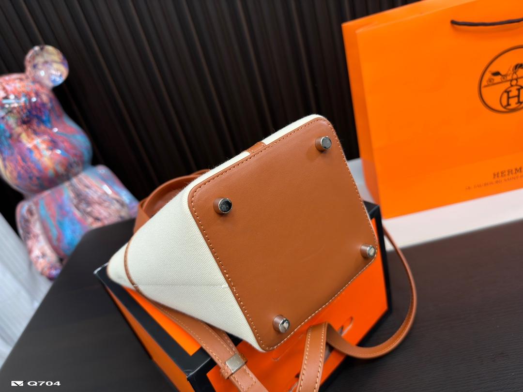 Replica Hermes Bag 14*19CM