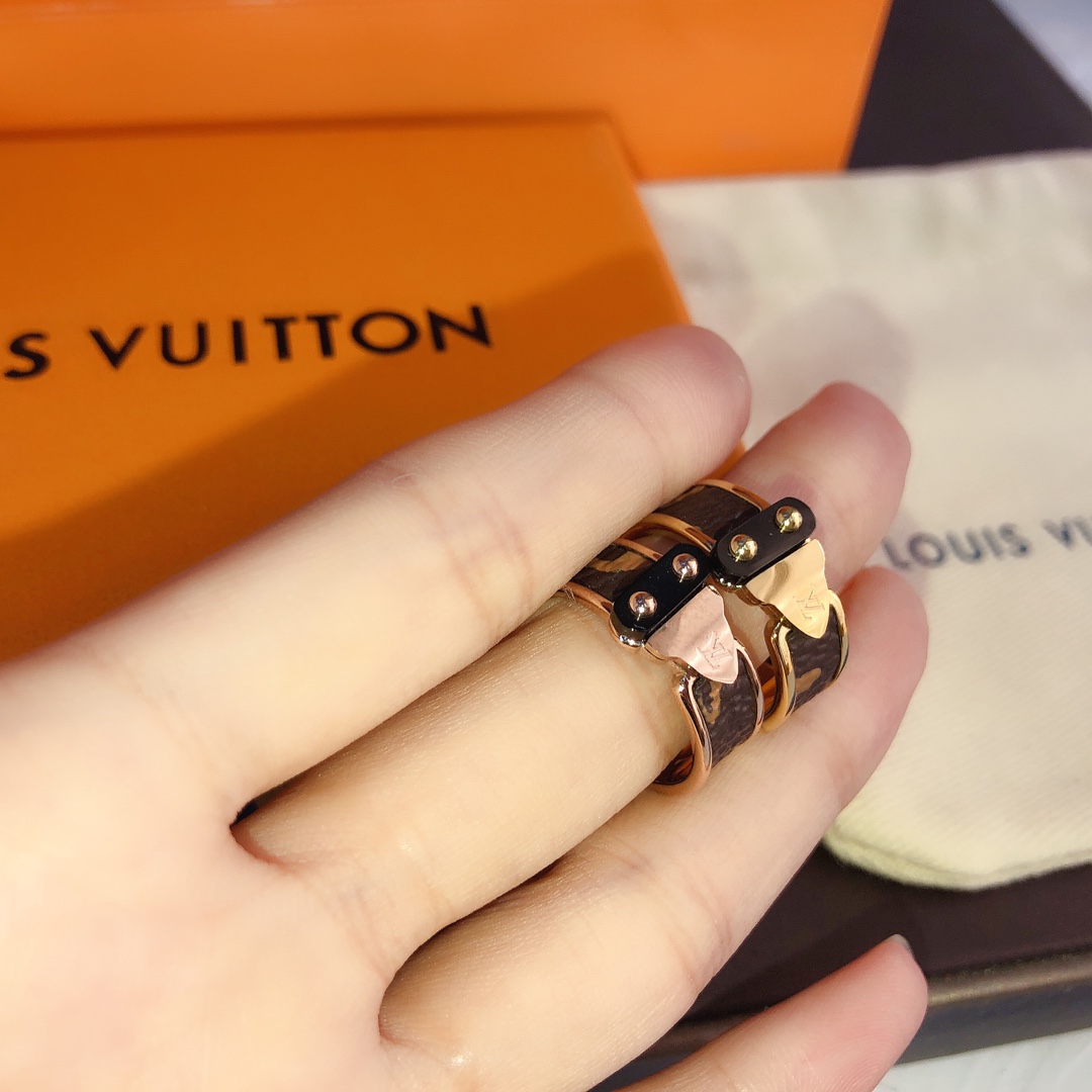 Replica LOUIS VUITTON Ring