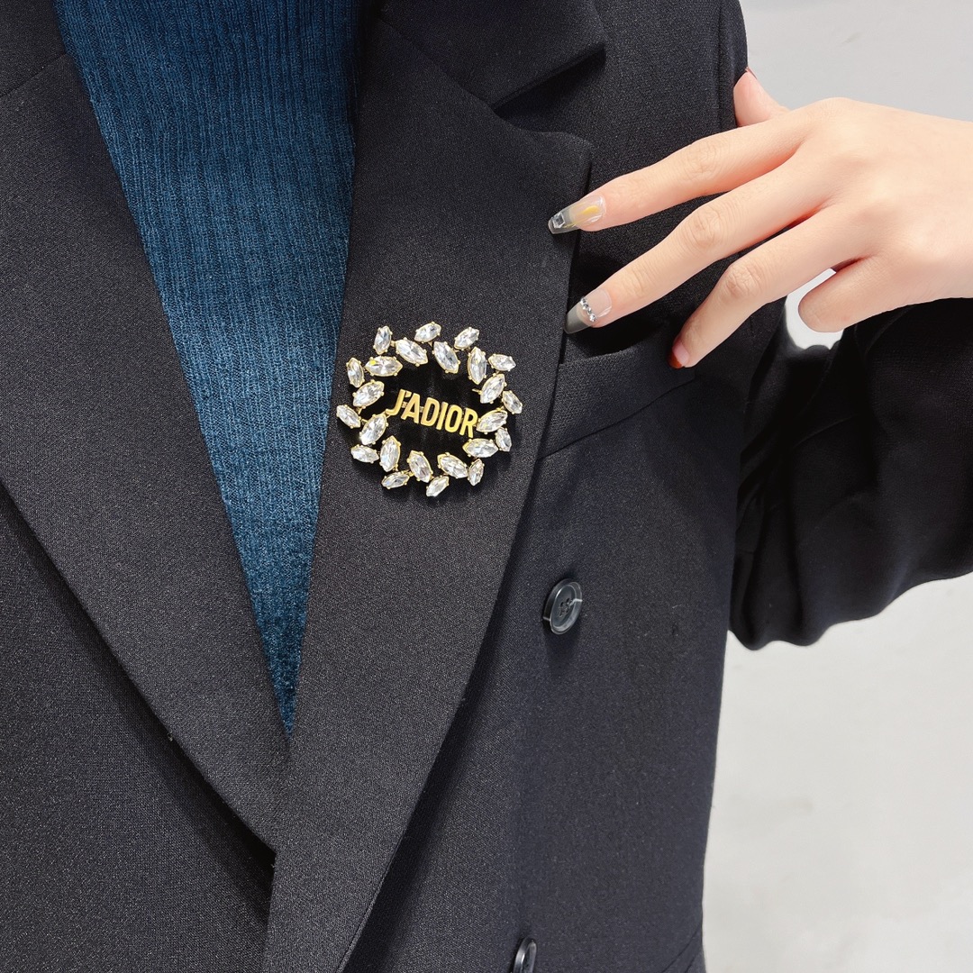 Replica DIOR Brooch