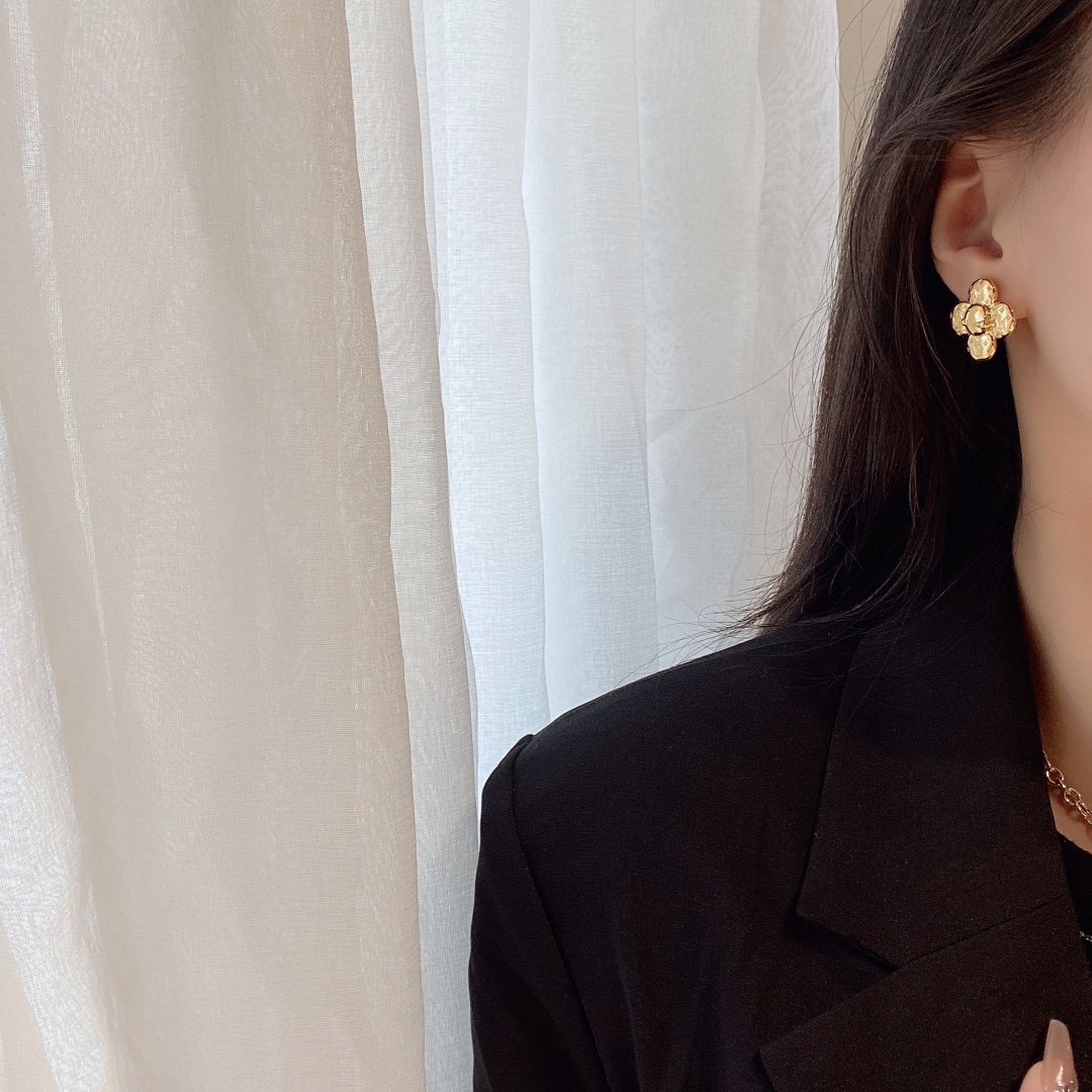 Replica LOUIS VUITTON Earring