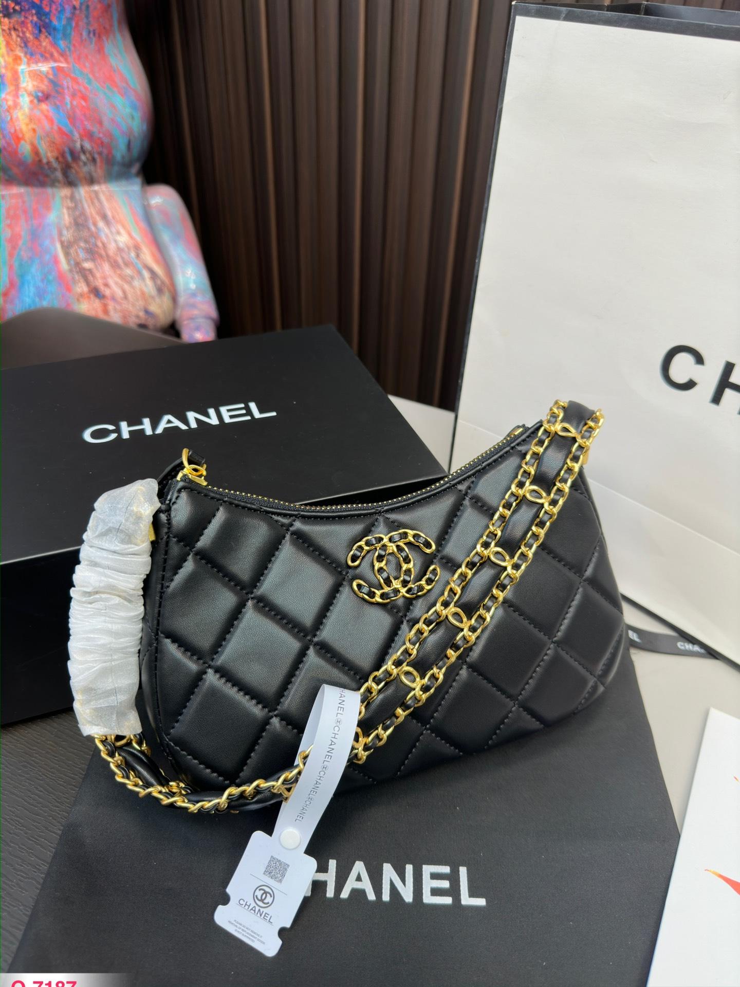 Replica Chanel Bag 13*23CM