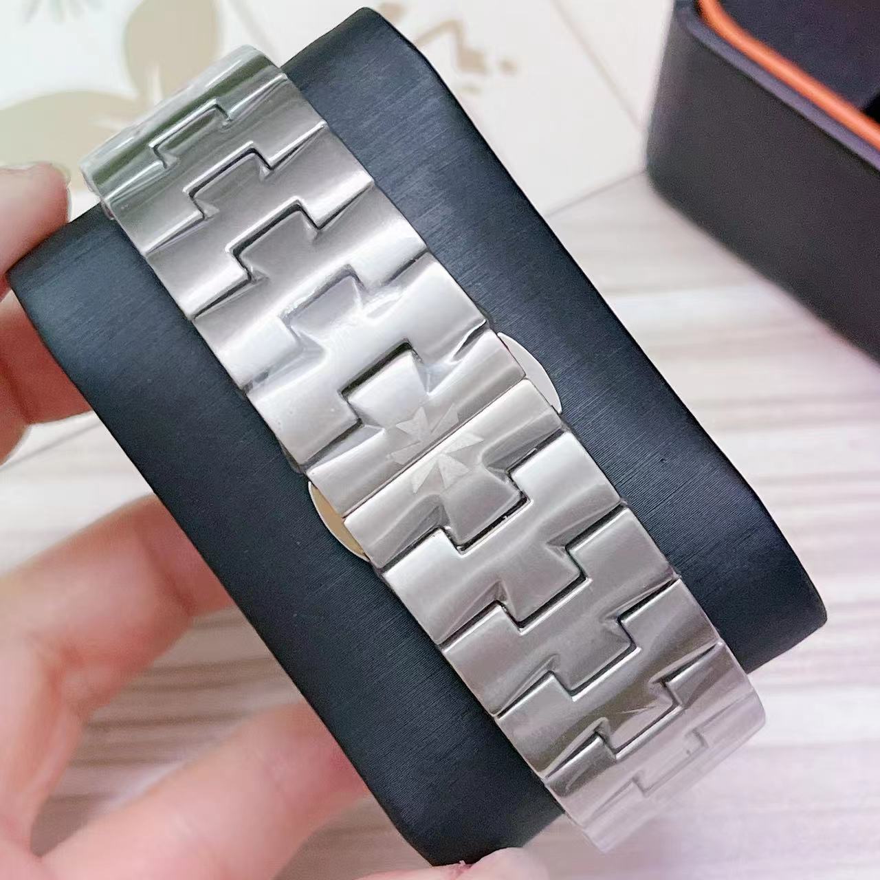 Replica Vacheron Constantin 904l Stainless Steel Automatic Machine Watch 40MM