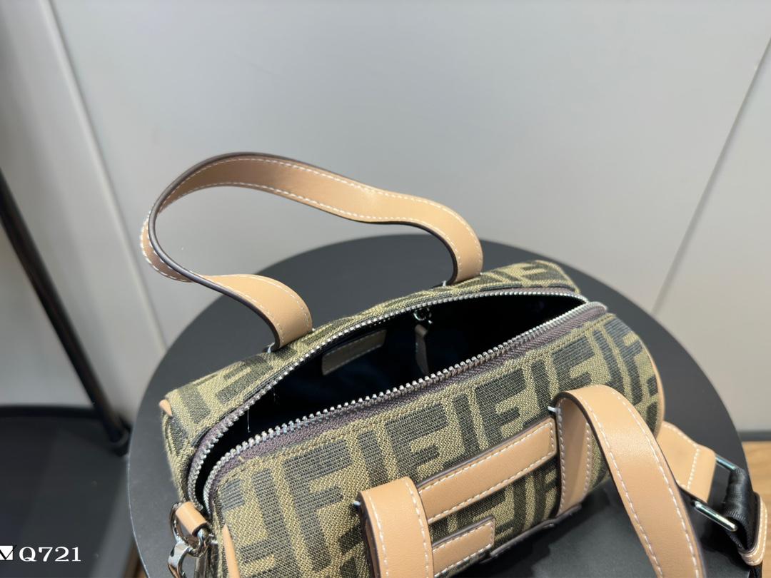 Replica Fendi Bag 22*14CM