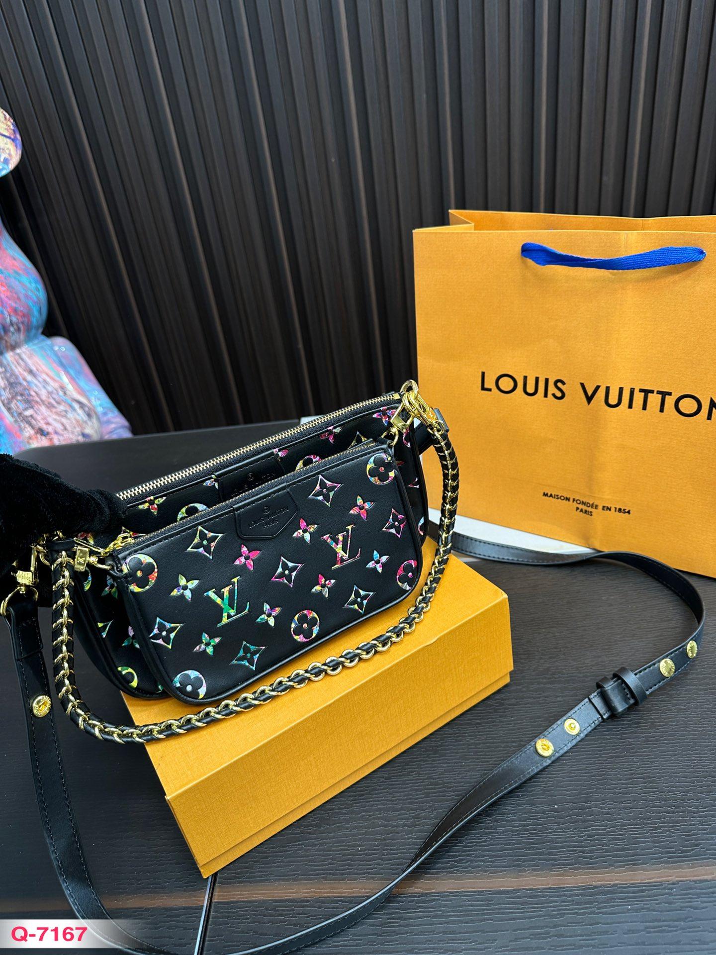 Replica Louis Vuitton Bag 12*23CM