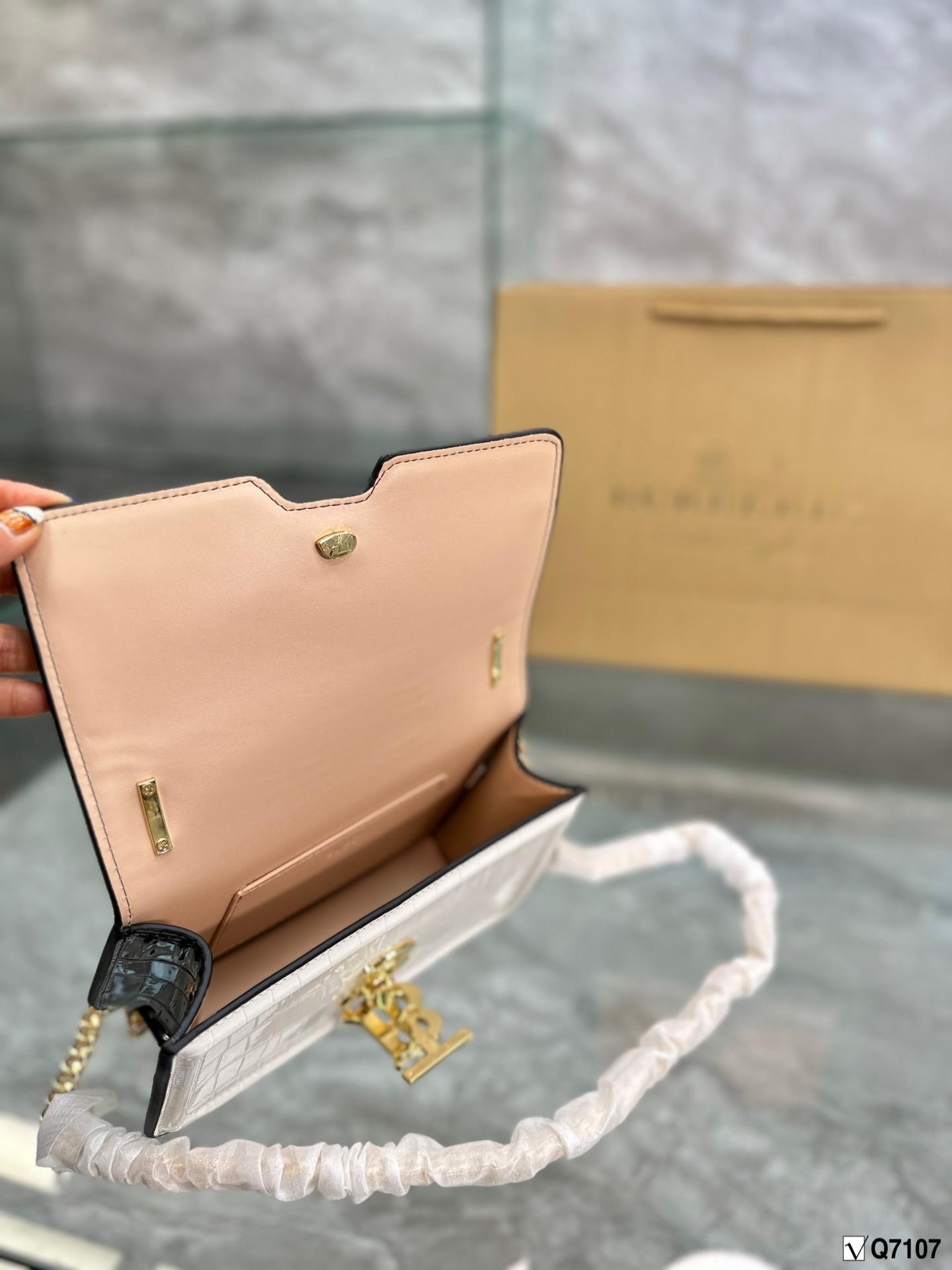Replica Burberry Bag 22*14CM