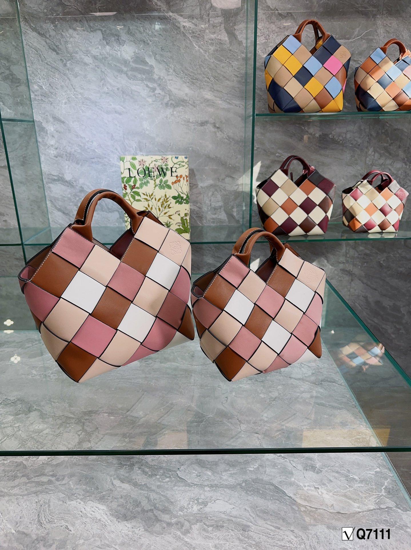Replica LOEWE Bag 19*17CM/24*20CM