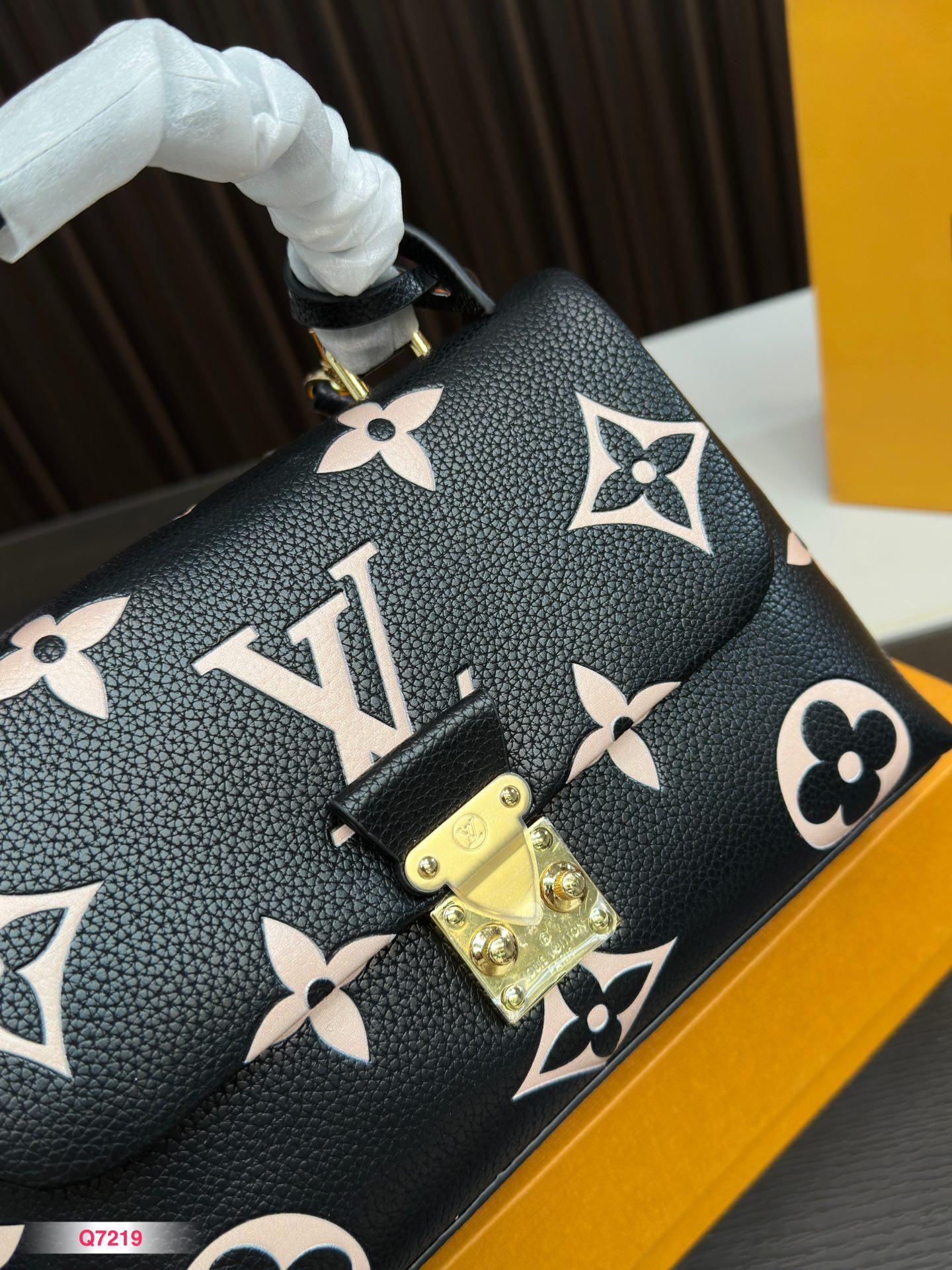 Replica Louis Vuitton Bag 24*15CM